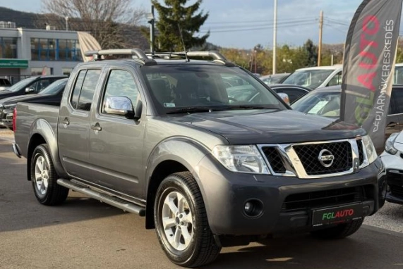 Nissan NAVARA (2013)