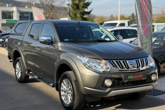 Mitsubishi L 200 (2015)