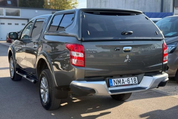 Mitsubishi L 200 (2015)