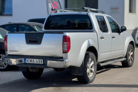 Nissan NAVARA (2006)