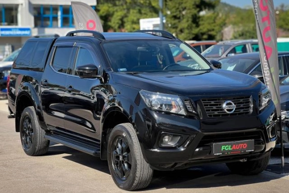 Nissan NAVARA (2020)