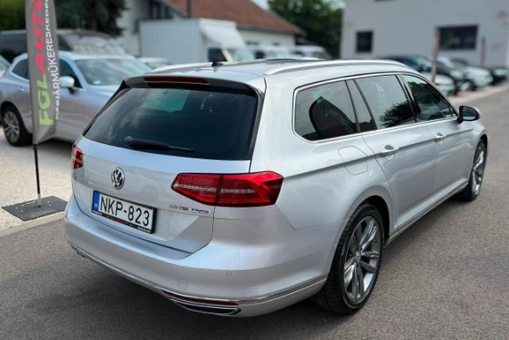 Volkswagen PASSAT (2015)