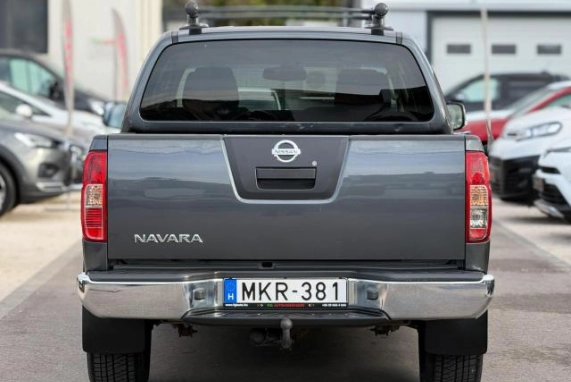 Nissan NAVARA (2013)